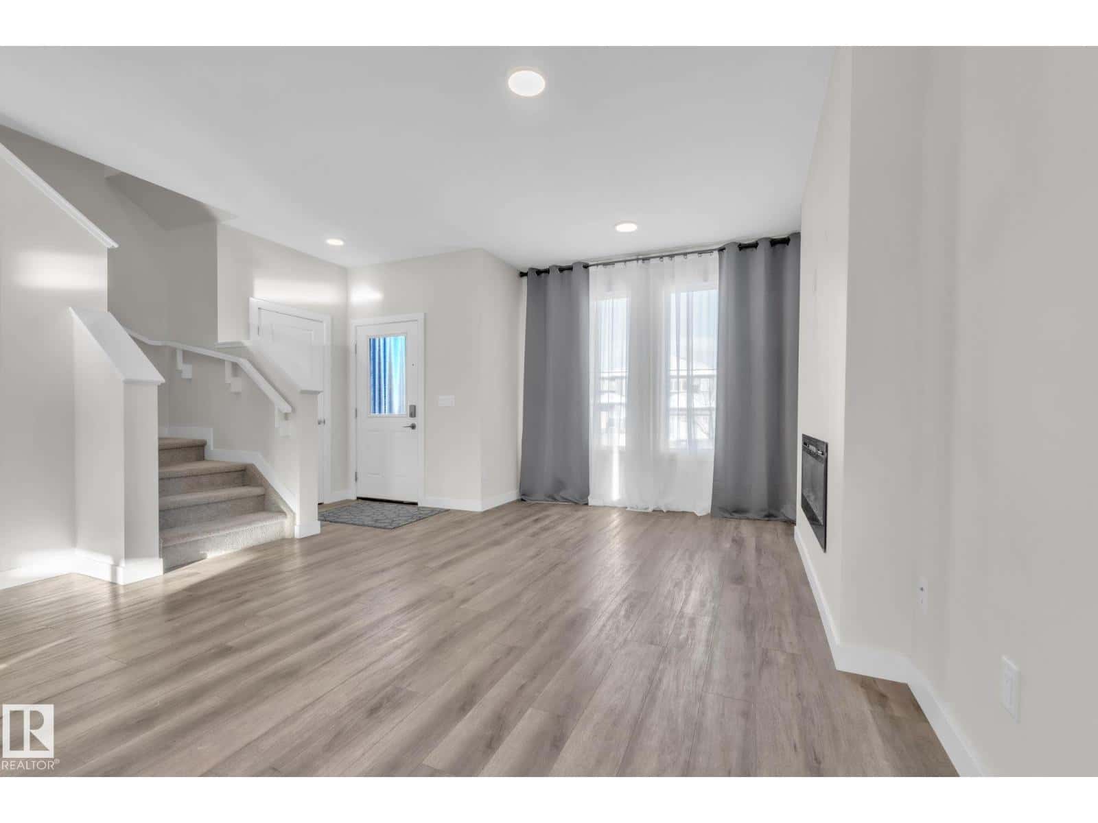 37 SIENNA BV — Fort Saskatchewan, Alberta - Photo 5 of 57