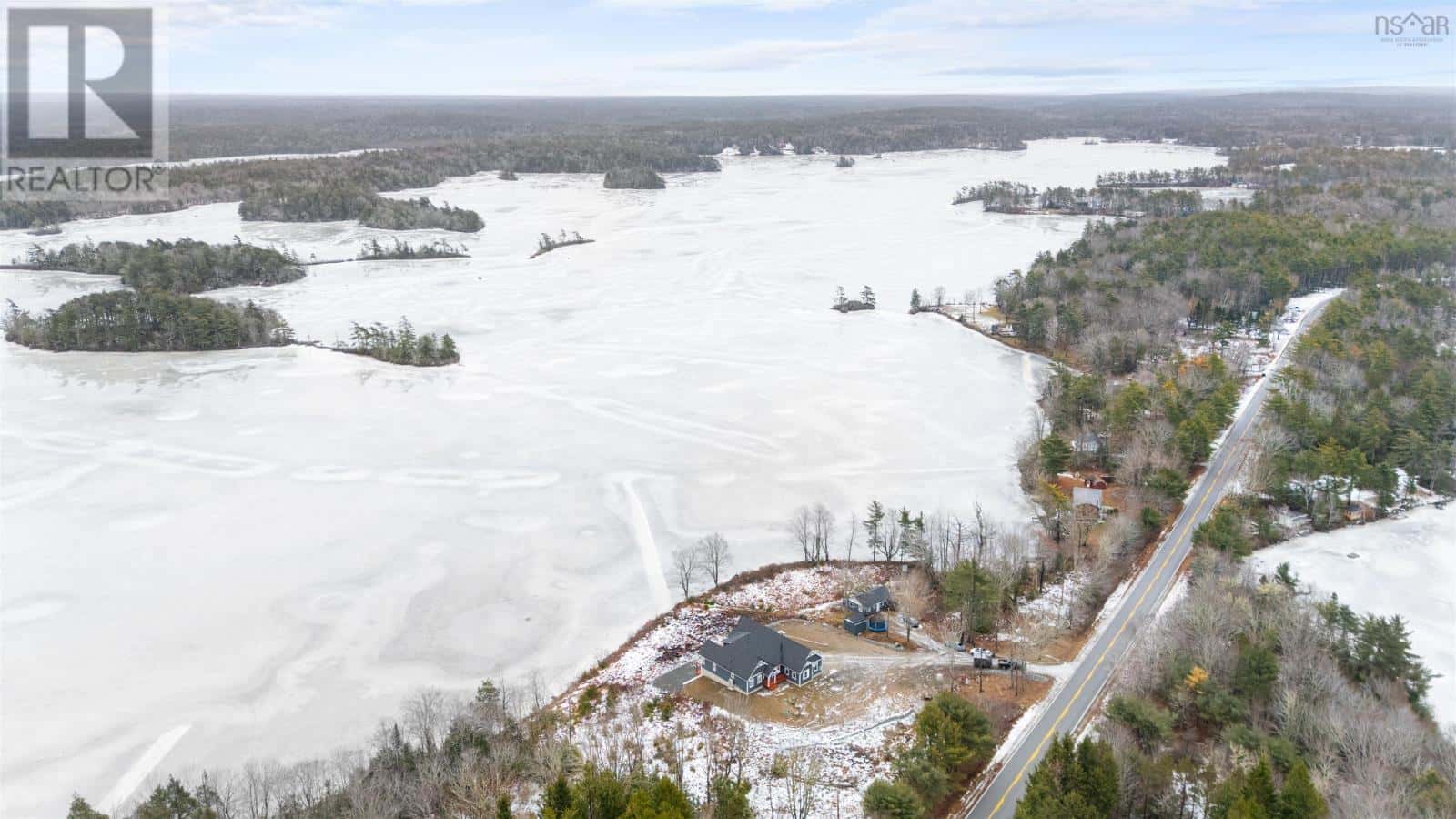 3224 203 Highway — Middle Ohio, Nova Scotia - Photo 3 of 50