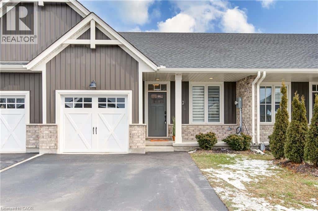 114 LIVINGSTON Drive — Tillsonburg, Ontario - Photo 2 of 50