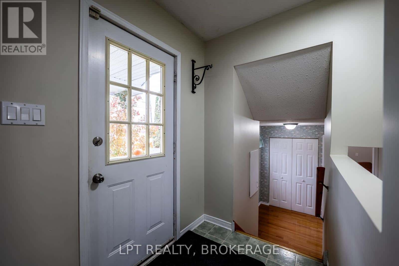 2202 SANDS ROAD — Frontenac (Frontenac South), Ontario - Photo 5 of 45