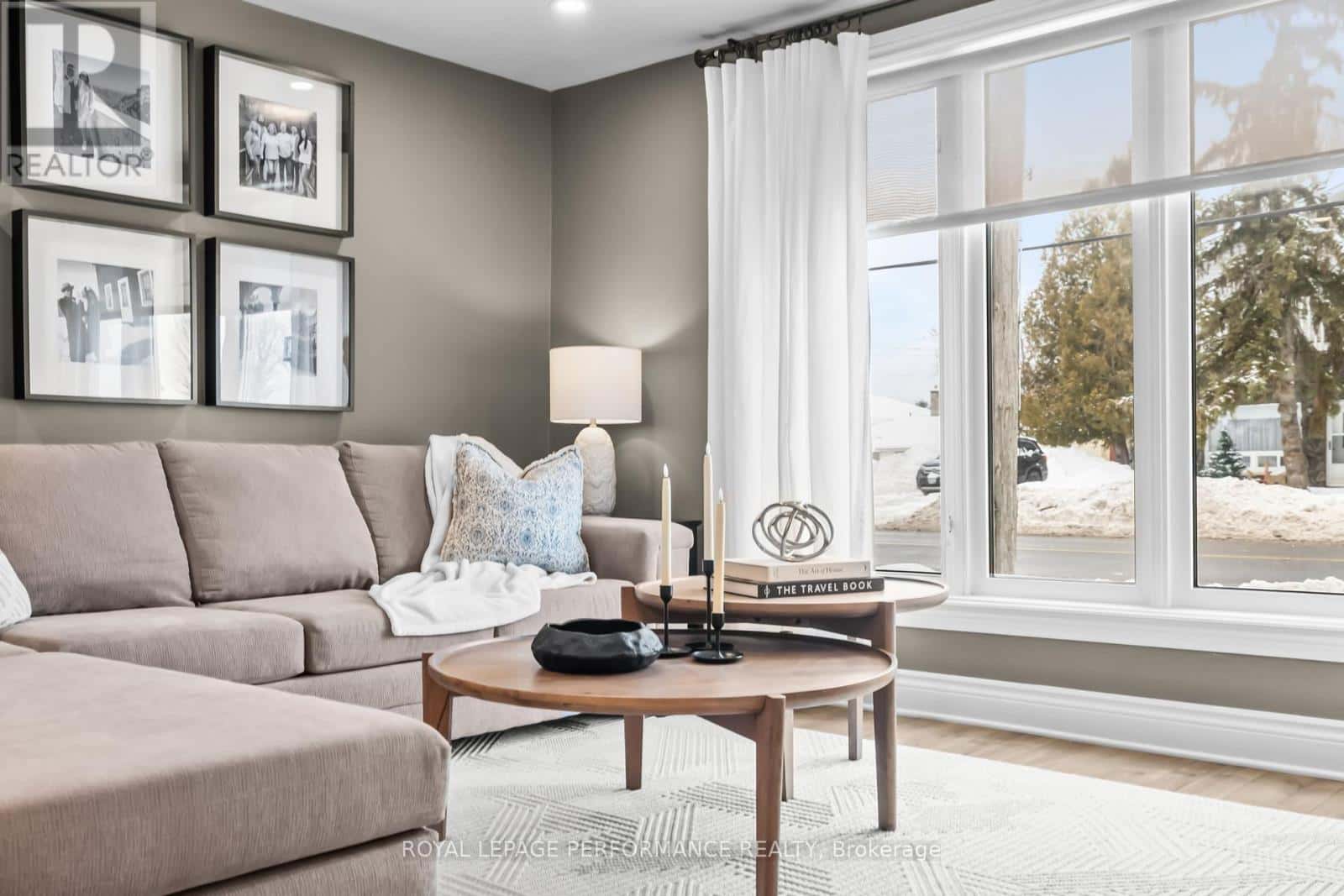 1133 LAURIER STREET — Clarence-Rockland, Ontario - Photo 5 of 43