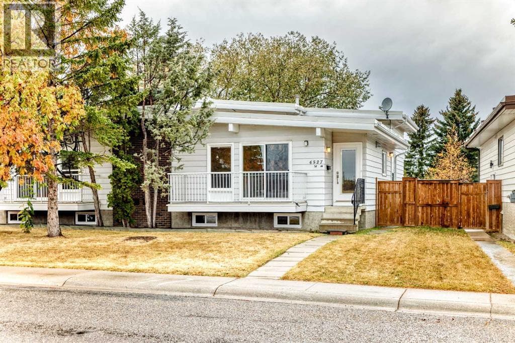 6527 58 Street NW — Calgary, Alberta - Main photo