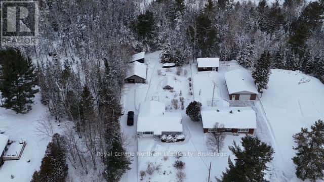 50 O'CONNOR DRIVE — Temagami, Ontario - Photo 3 of 35
