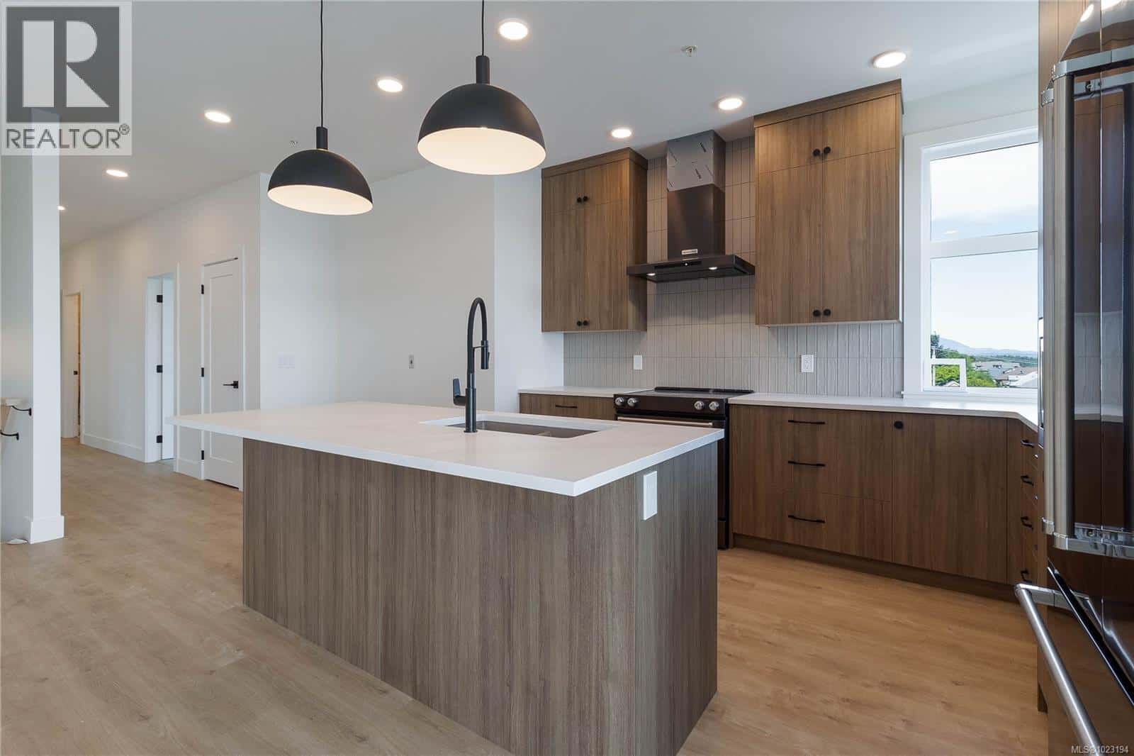 502 201 Dogwood Dr — Ladysmith, British Columbia - Photo 5 of 41