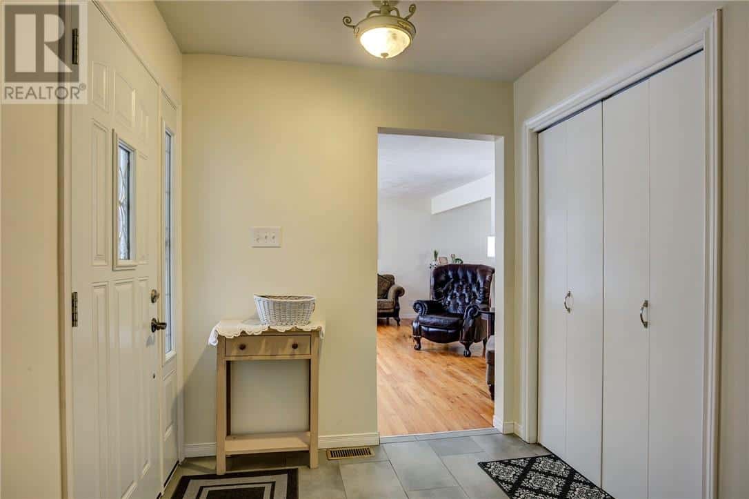 1894 Courtland Drive — Sudbury, Ontario - Photo 3 of 24