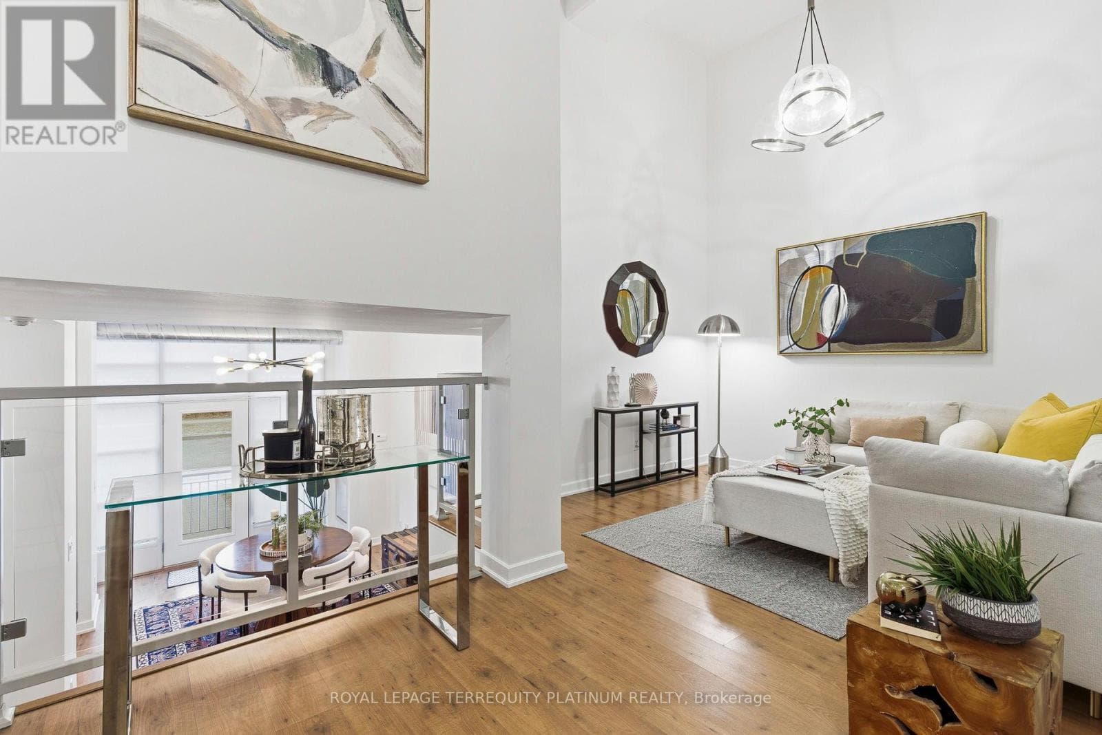 101 - 380 MACPHERSON AVENUE — Toronto (Casa Loma), Ontario - Main photo