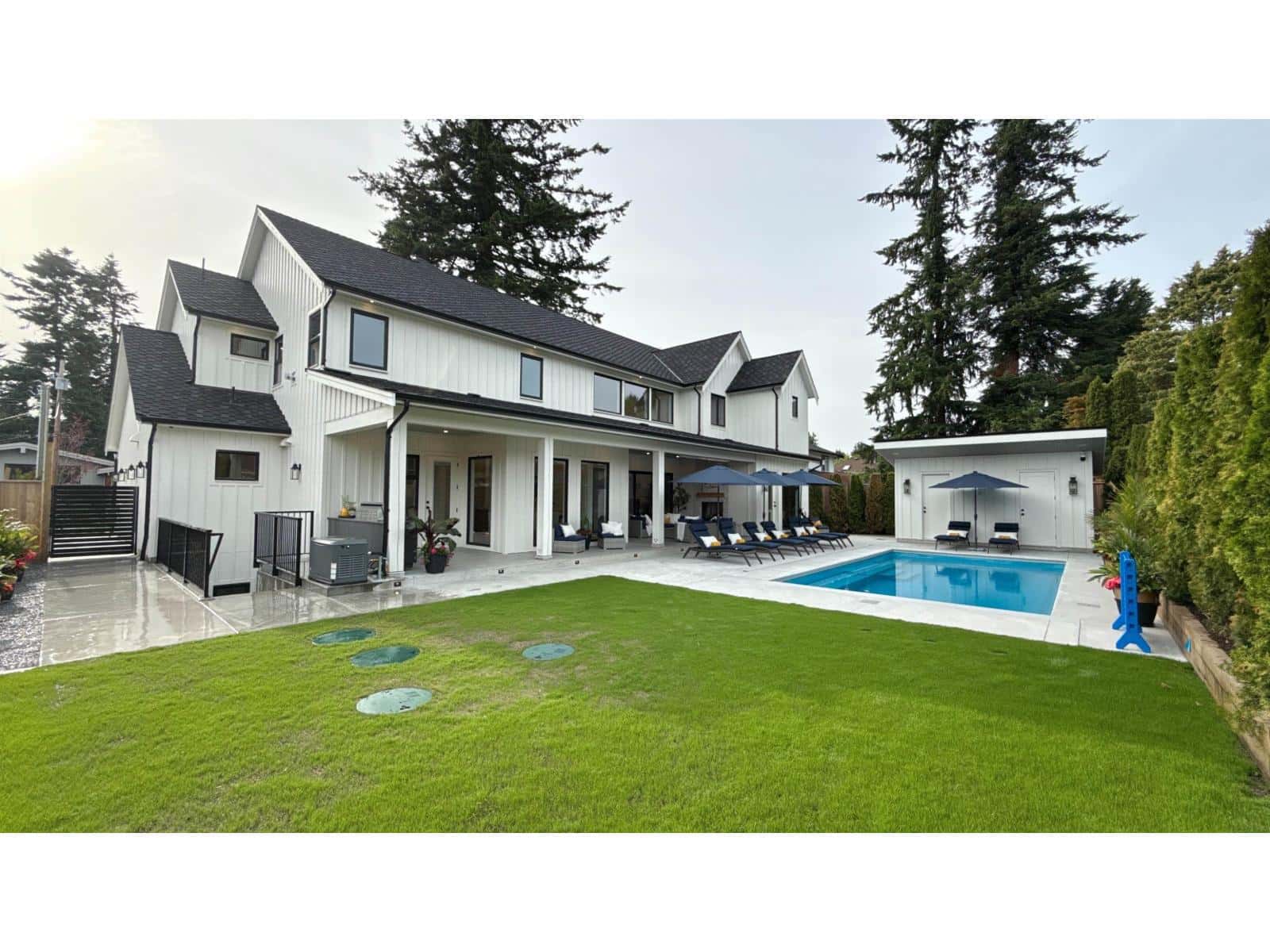 8888 HADDEN STREET — Langley, British Columbia - Photo 5 of 40