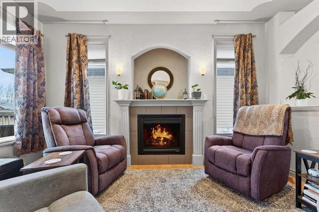 388 Grizzly Crescent N — Lethbridge, Alberta - Photo 5 of 46