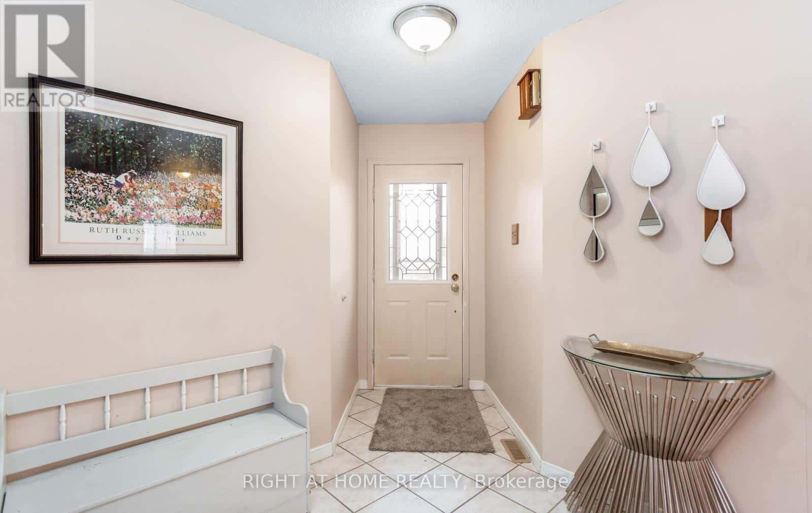 138 ATKINS CIRCLE — Brampton (Northwood Park), Ontario - Photo 5 of 50