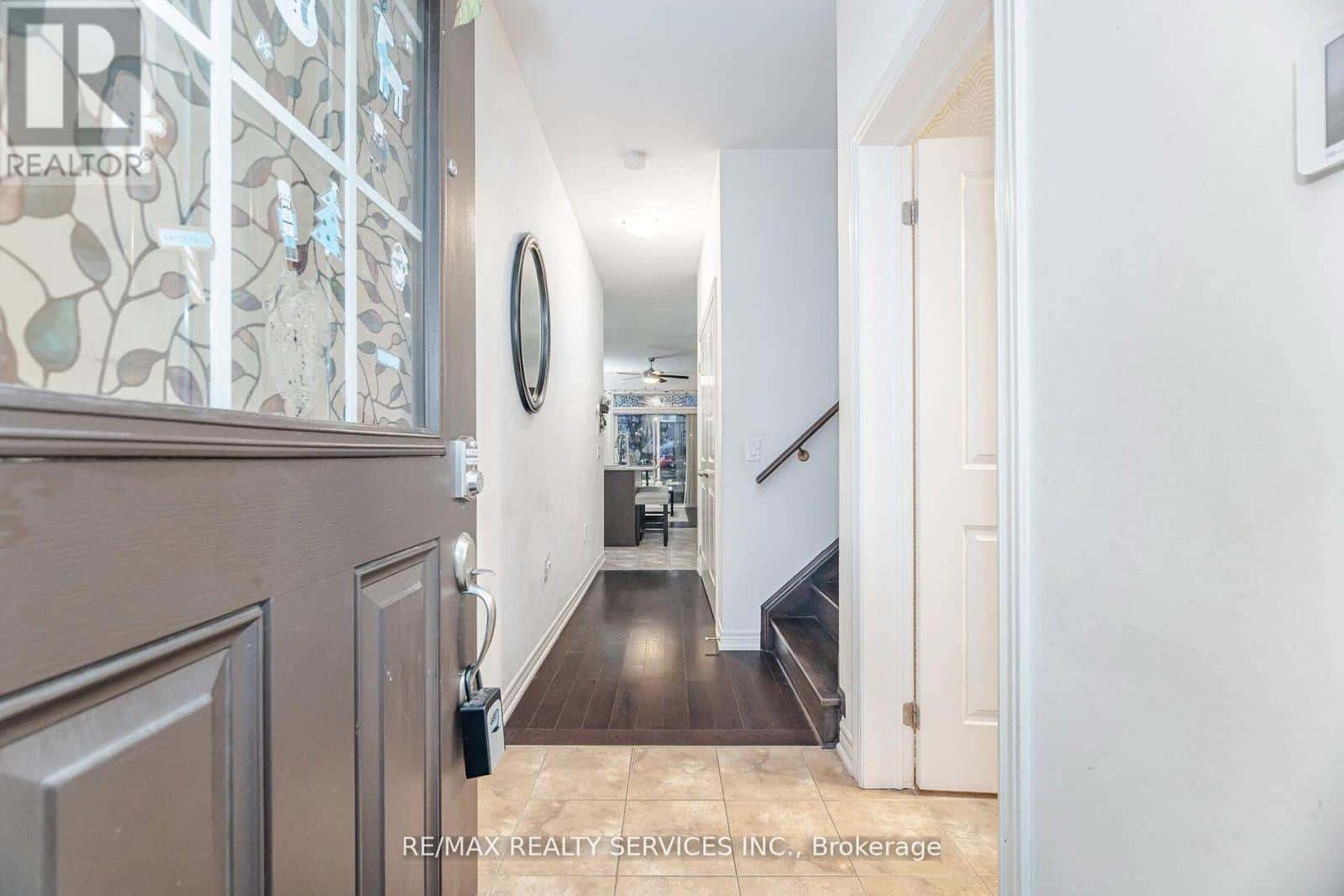 7 DUFAY ROAD — Brampton (Northwest Brampton), Ontario - Photo 4 of 37