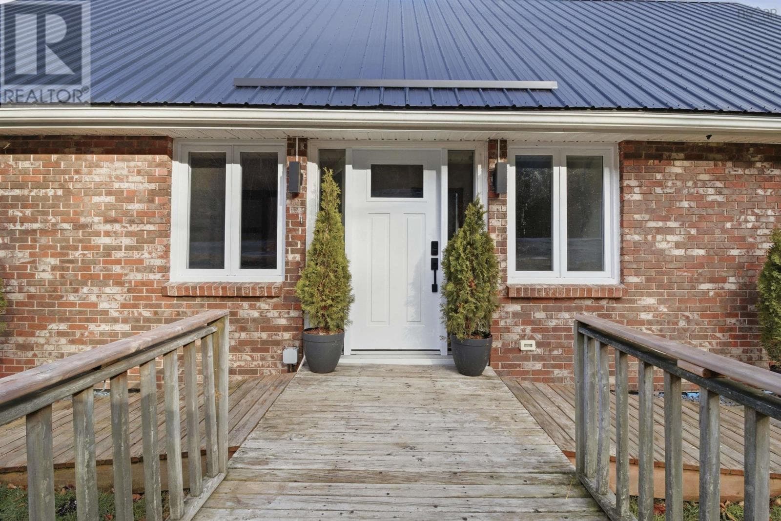 76 Echo Forest Drive — Lake Echo, Nova Scotia - Main photo