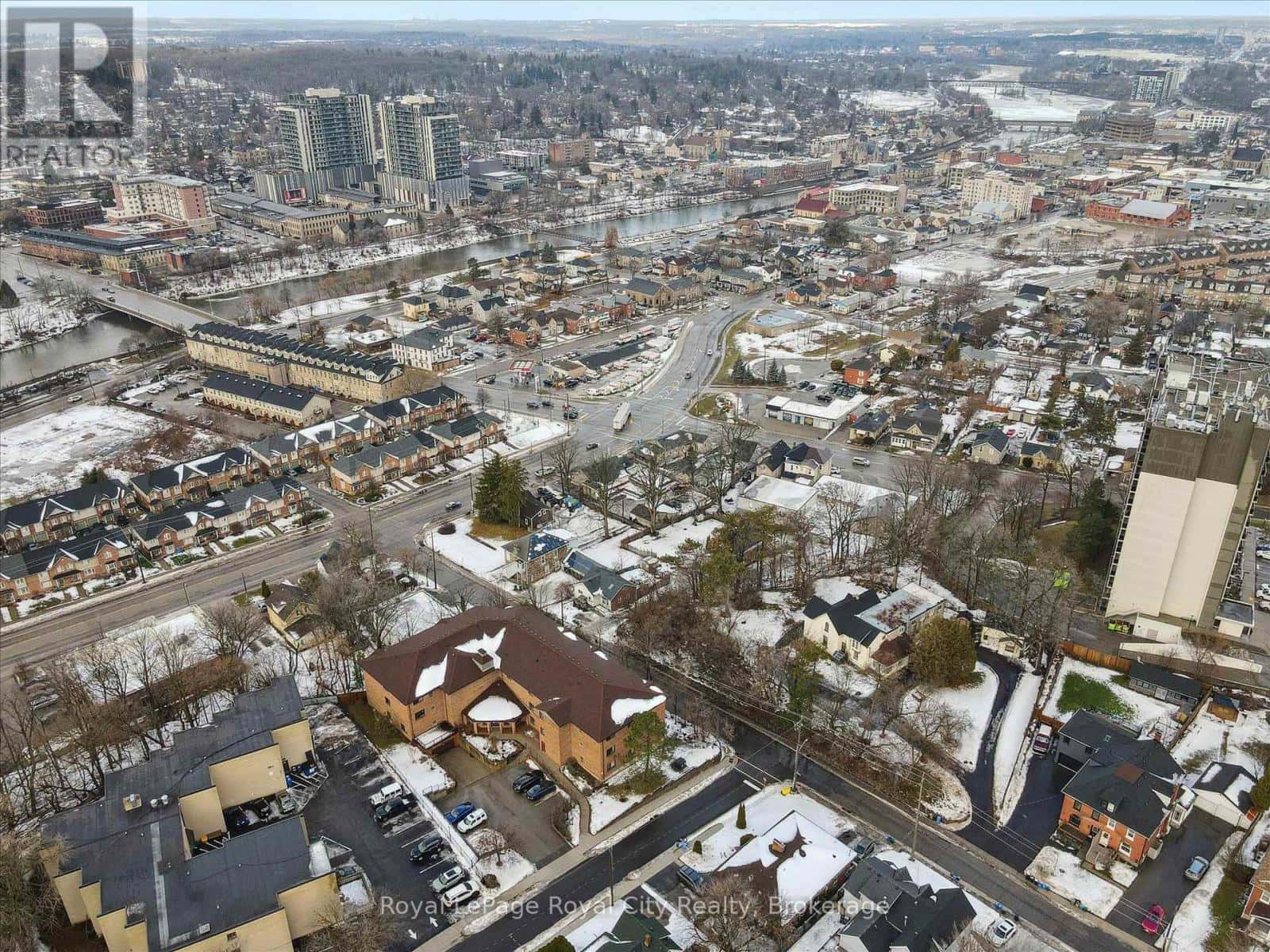 206 - 4 ALBERT STREET — Cambridge, Ontario - Photo 4 of 45