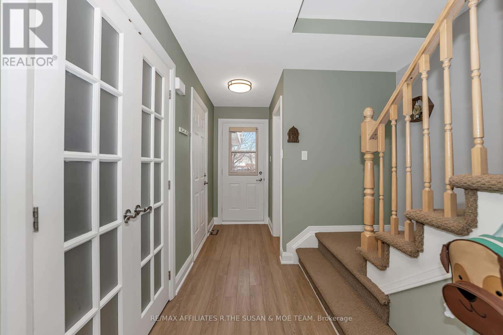 59 BIRCHBANK CRESCENT — Ottawa, Ontario - Photo 5 of 40