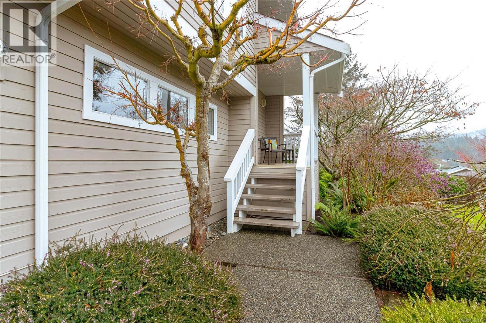 A 875 Clarke Rd — Central Saanich, British Columbia - Photo 4 of 45