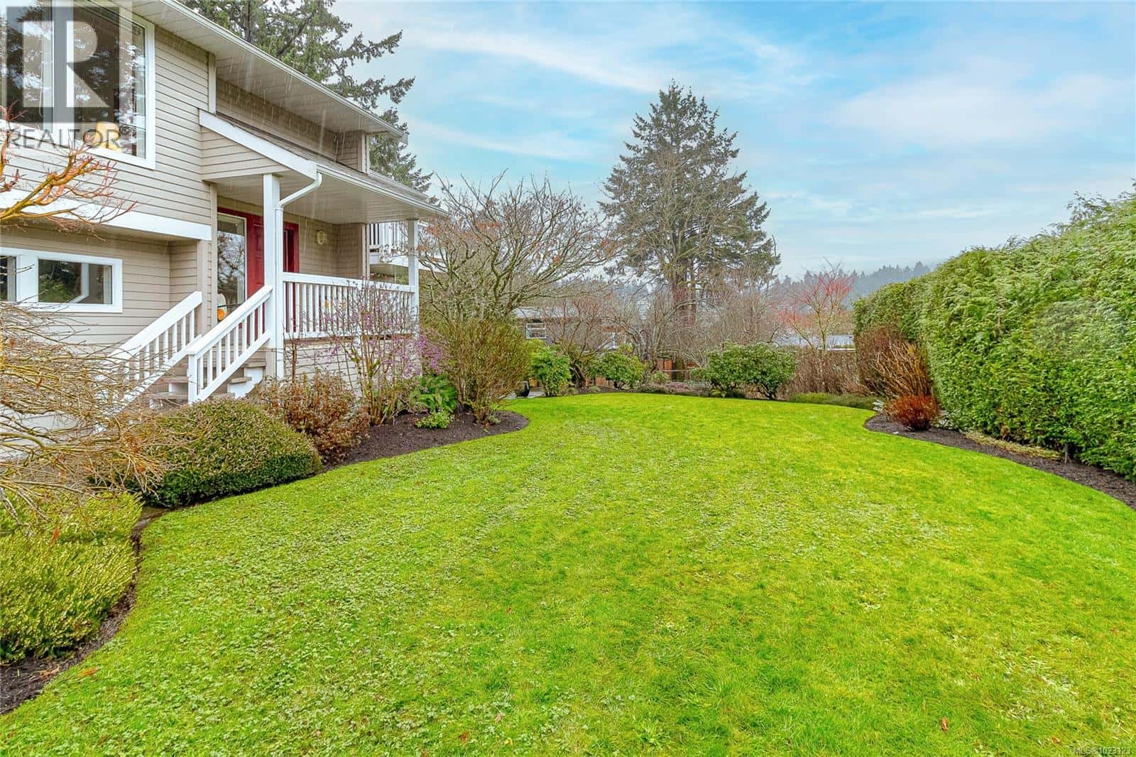 A 875 Clarke Rd — Central Saanich, British Columbia - Photo 3 of 45