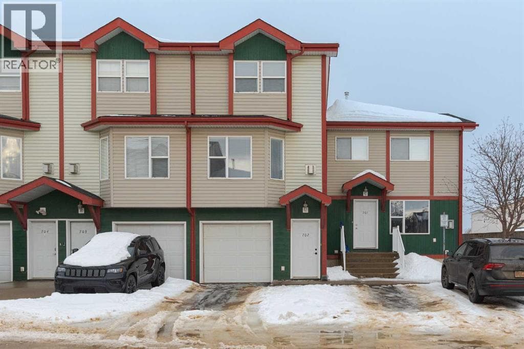 702, 201 Arabian Drive — Fort McMurray, Alberta - Main photo