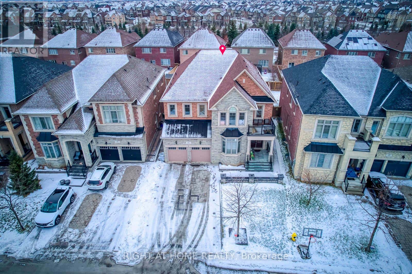 45 TORGAN TRAIL — Vaughan (Kleinburg), Ontario - Photo 3 of 50