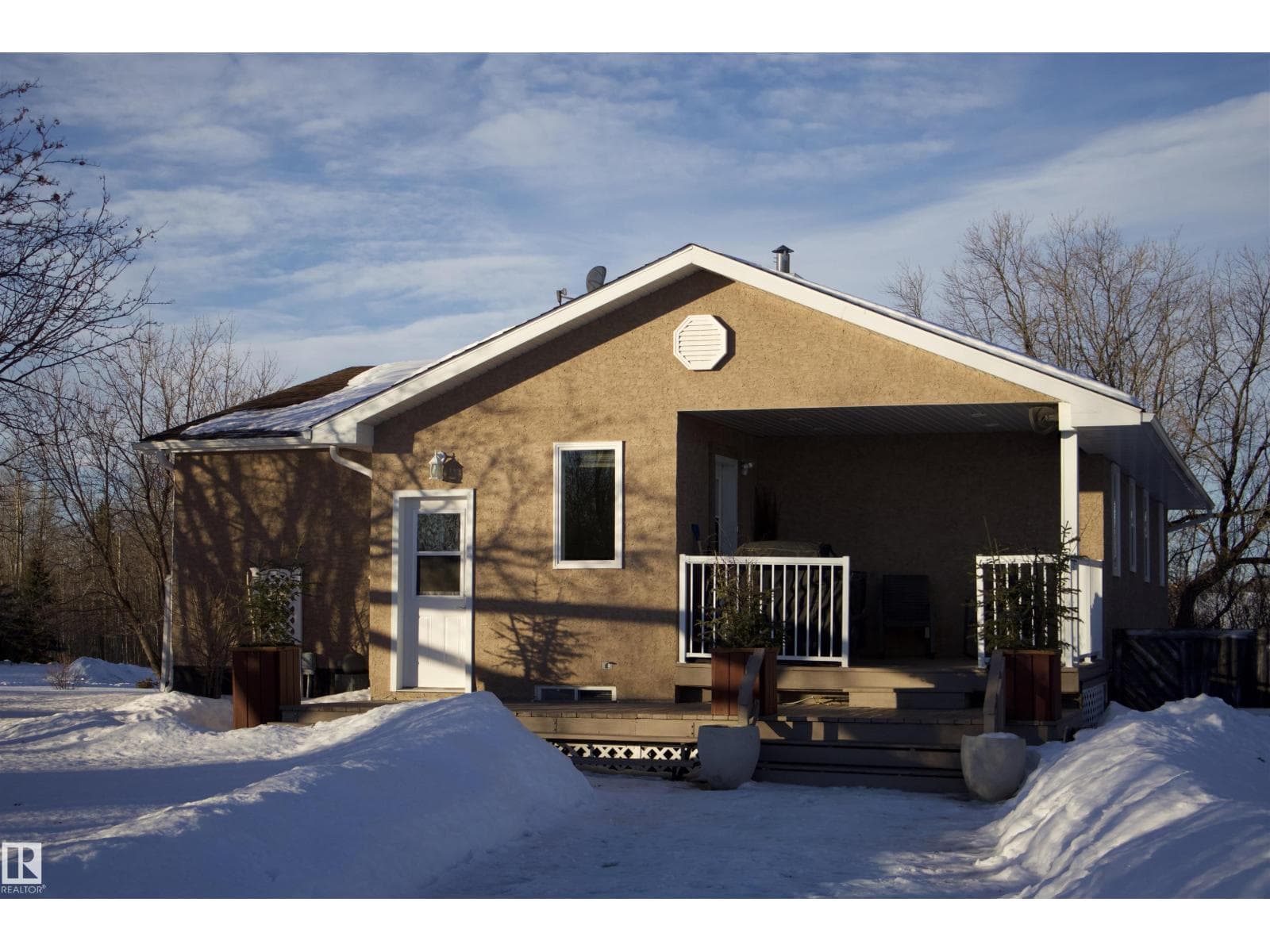 4526 Twp. Rd. 602A — Rural Barrhead County, Alberta - Main photo