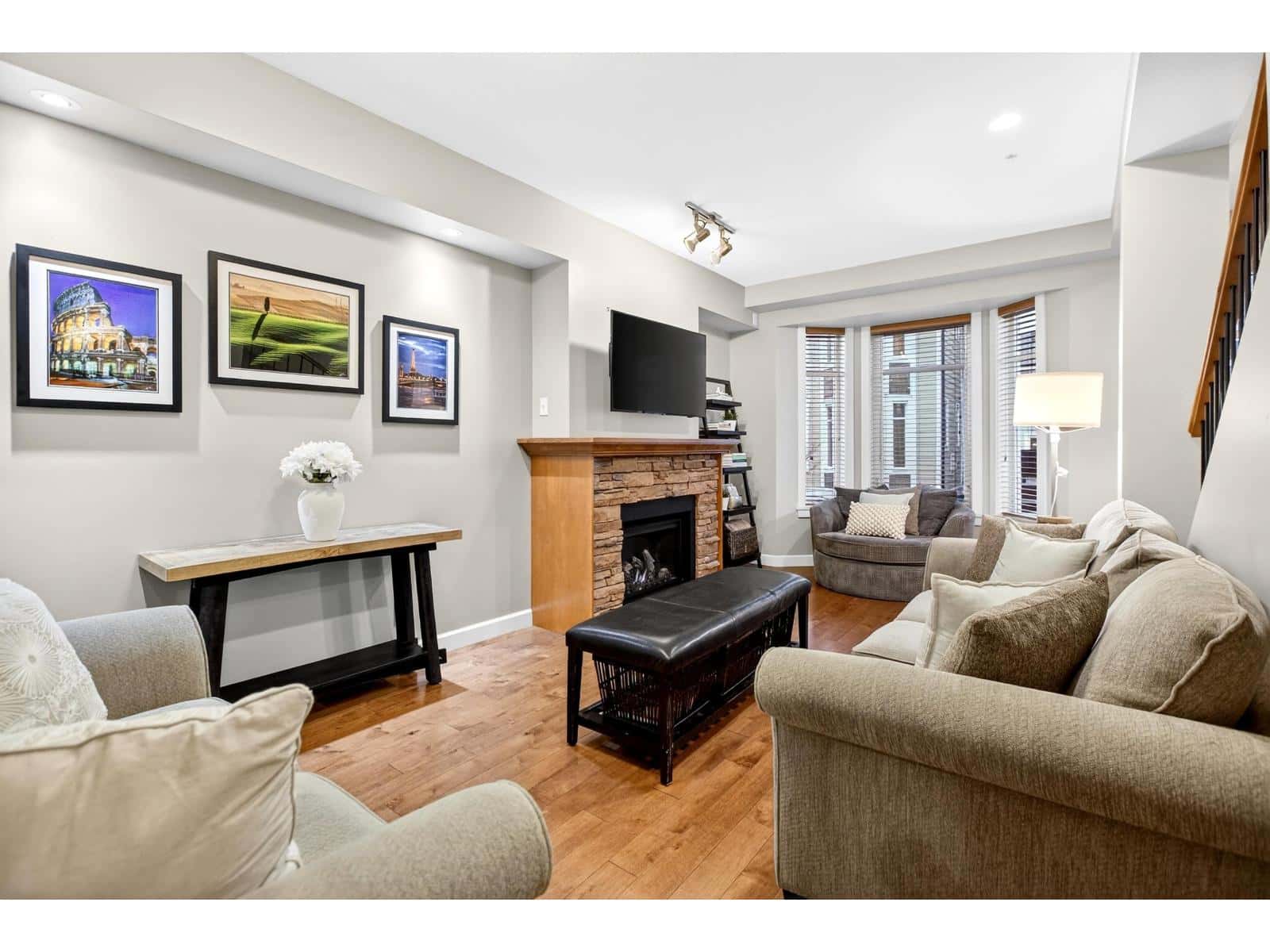 109 20738 84 AVENUE — Langley, British Columbia - Photo 2 of 33