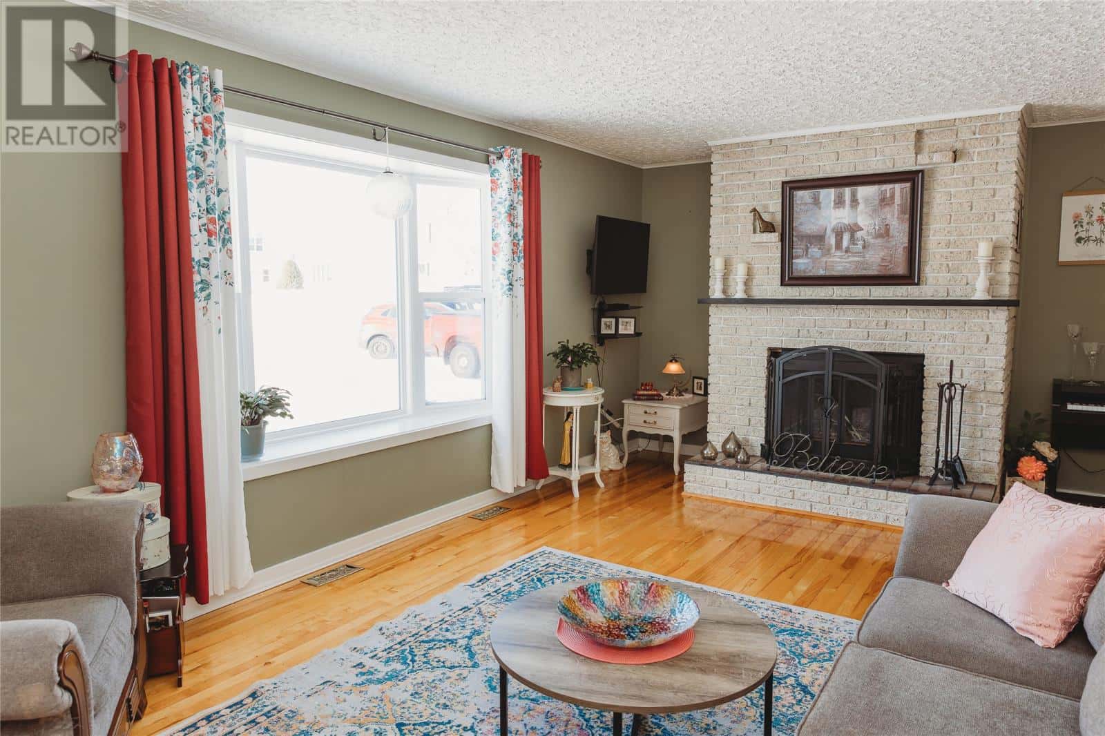 32 Pinedo Road — Gander, Newfoundland & Labrador - Photo 3 of 46