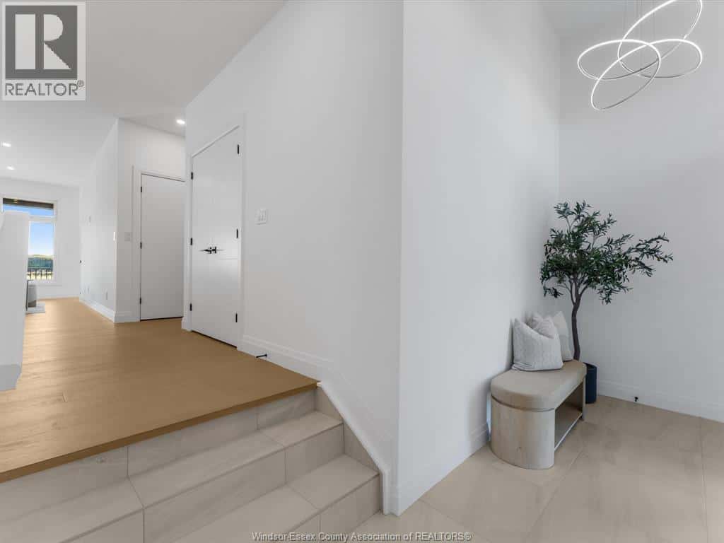 54 DESTINY — Leamington, Ontario - Photo 3 of 42