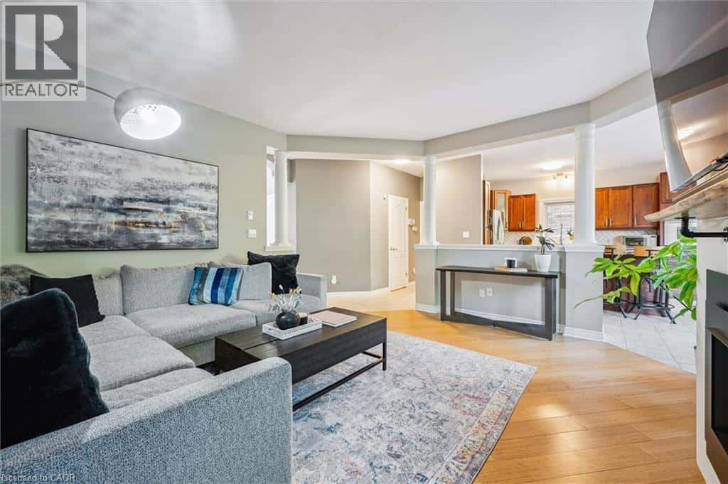 244 CARRINGTON Drive — Guelph, Ontario - Photo 5 of 28