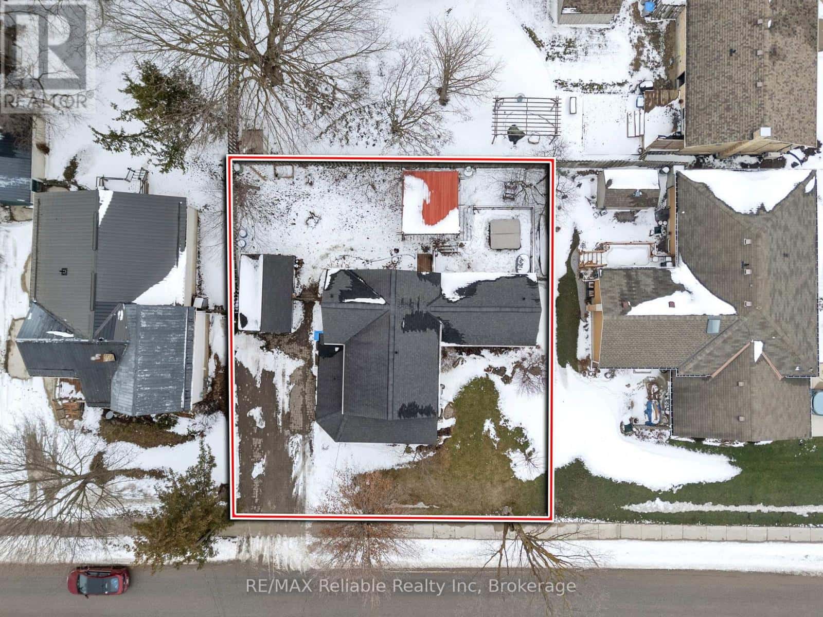 140 ORCHARD STREET — South Huron (Exeter), Ontario - Photo 5 of 43