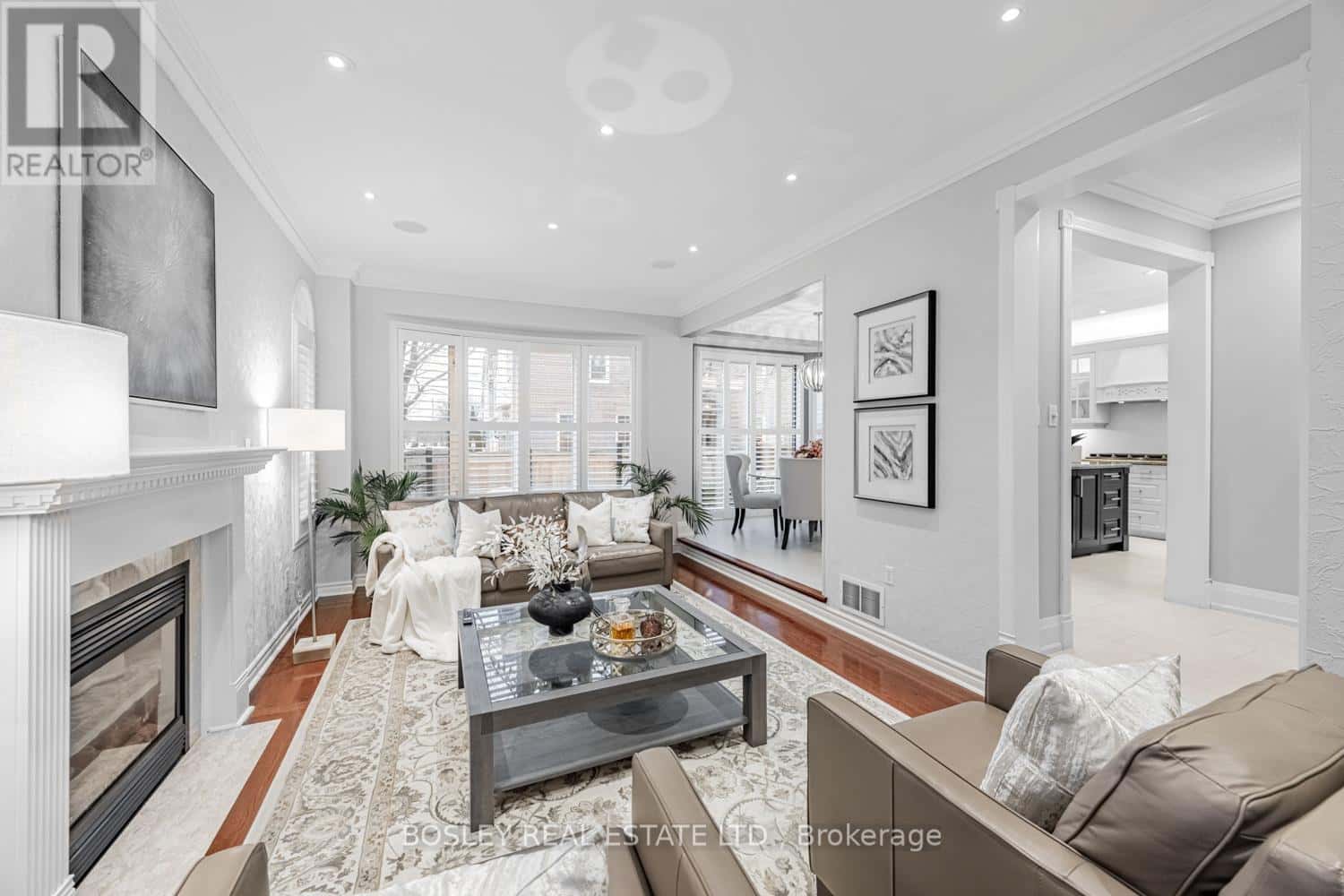 6358 LISGAR DRIVE — Mississauga (Lisgar), Ontario - Photo 3 of 42