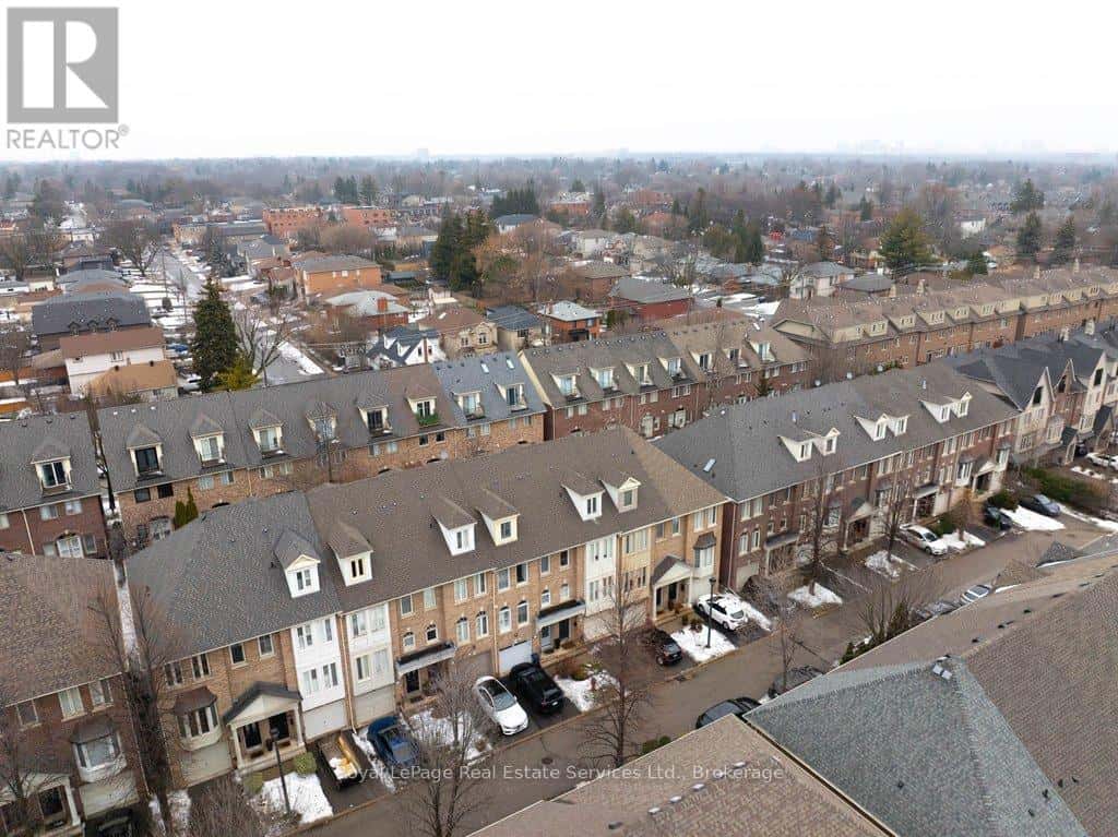 6 - 38 MENDOTA ROAD — Toronto (Stonegate-Queensway), Ontario - Photo 3 of 50