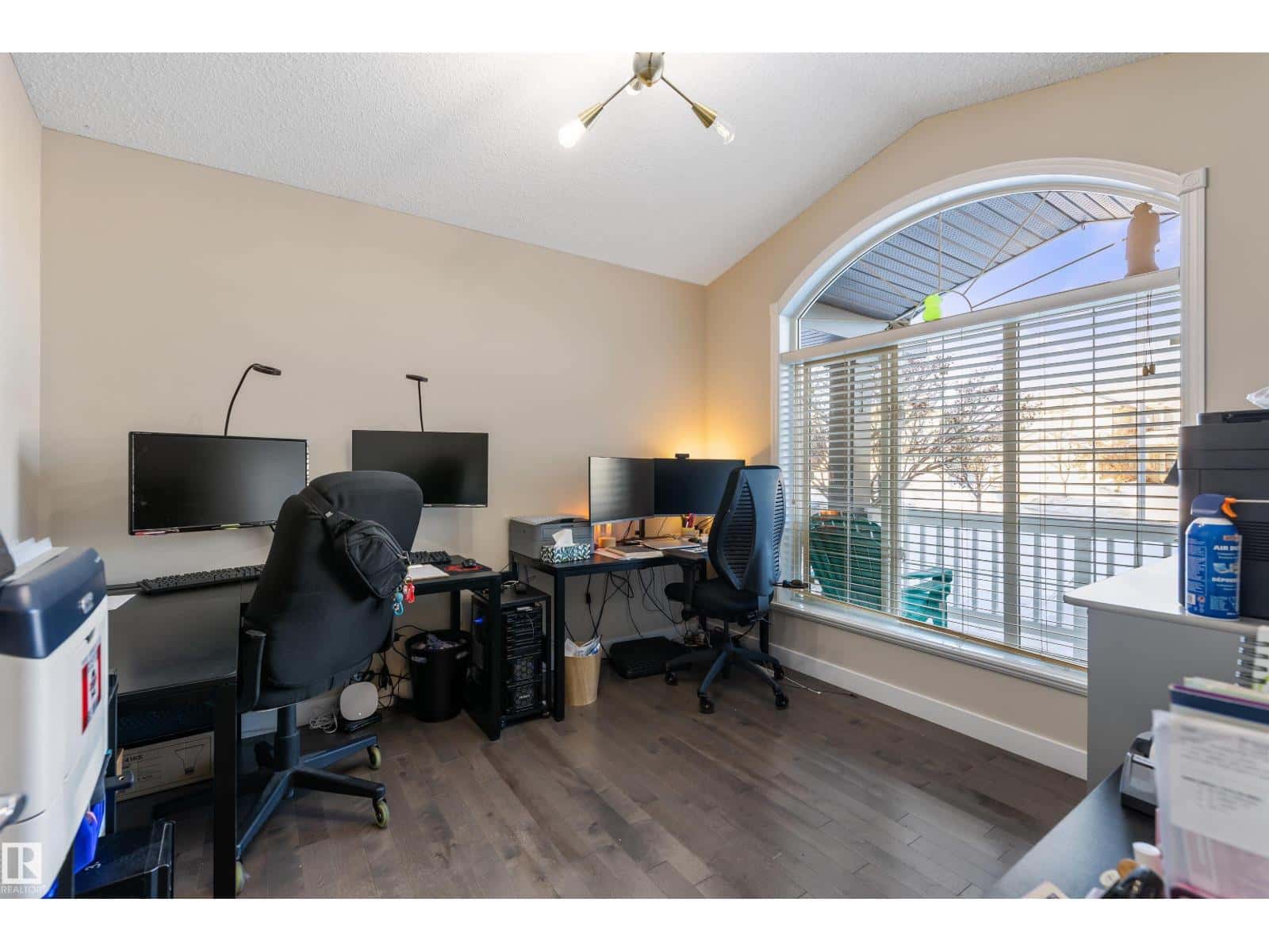 13 NEWBURY CO — St. Albert, Alberta - Photo 5 of 52