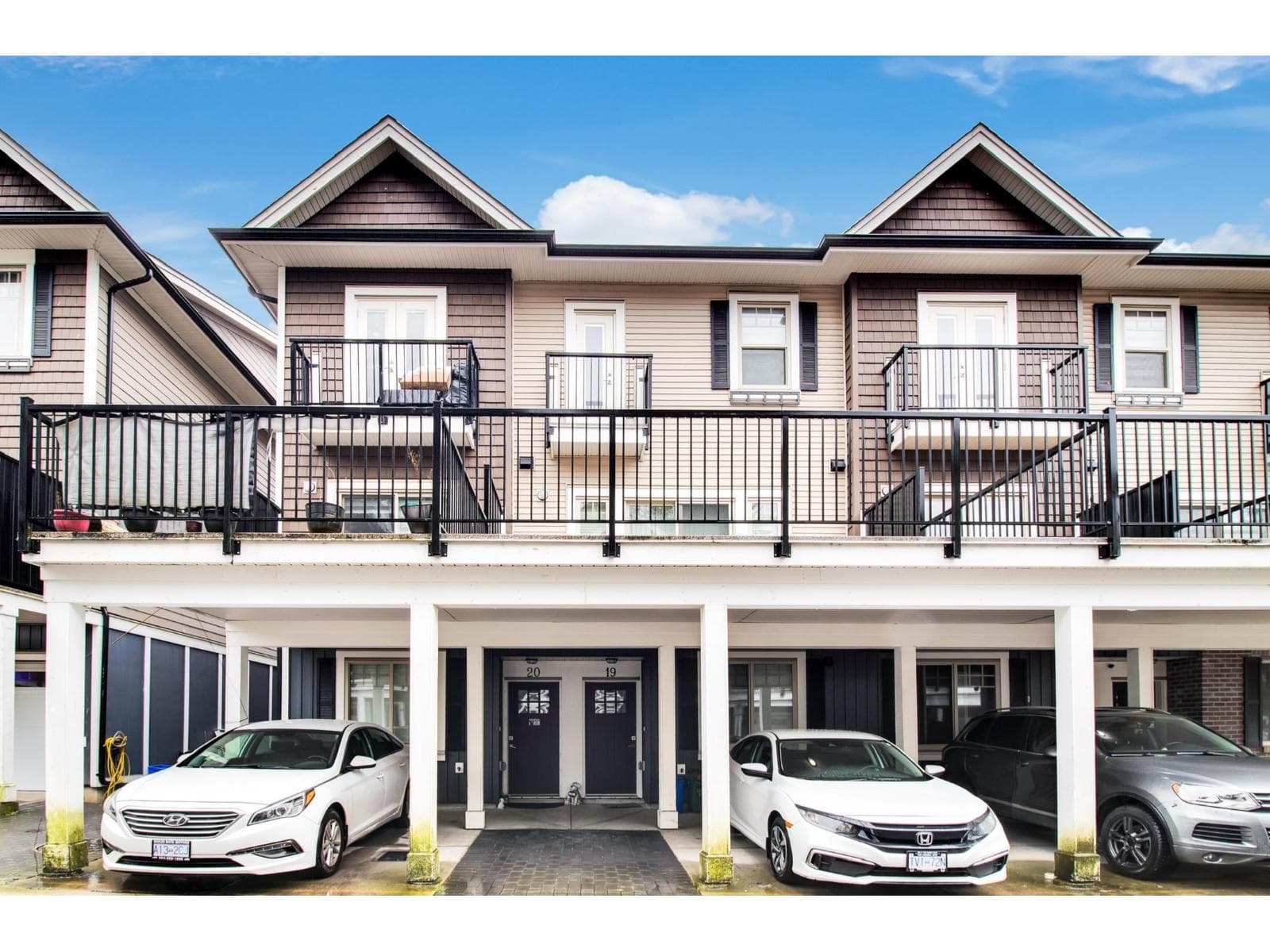 20 1950 SALTON ROAD — Abbotsford, British Columbia - Main photo