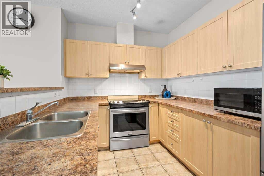 1308, 333 Taravista Drive NE — Calgary, Alberta - Photo 5 of 27