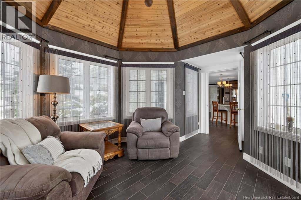 1044 rue Louis G Daigle — Tracadie, New Brunswick - Photo 5 of 48