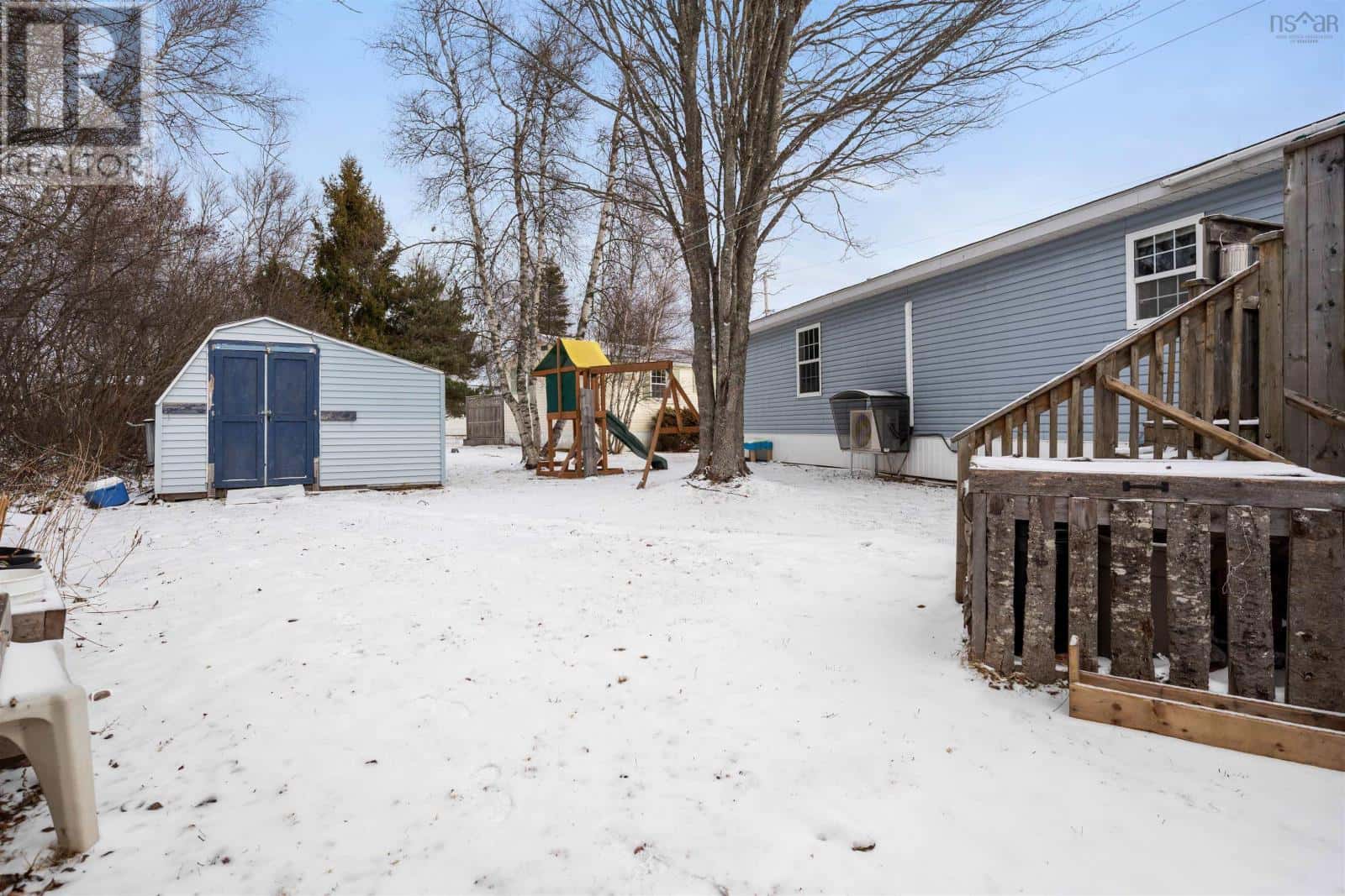 16 Kimberly Court — Amherst, Nova Scotia - Photo 4 of 40