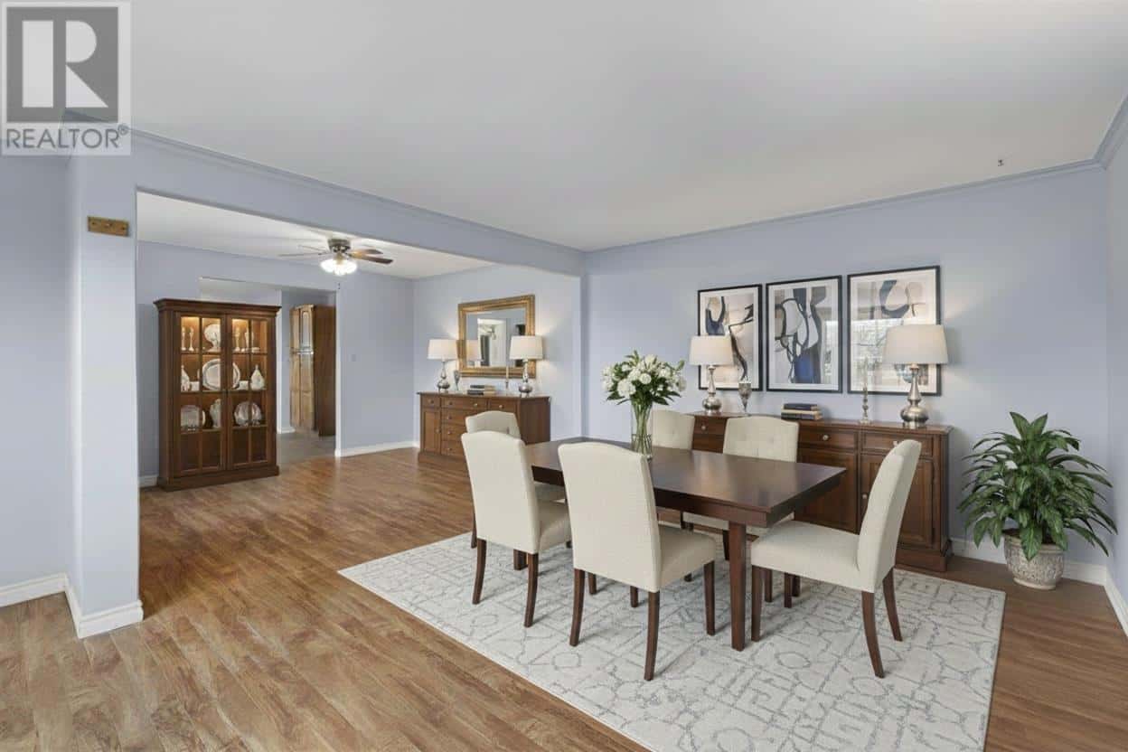 118 Maple Avenue — Charlottetown, Prince Edward Island - Photo 5 of 44