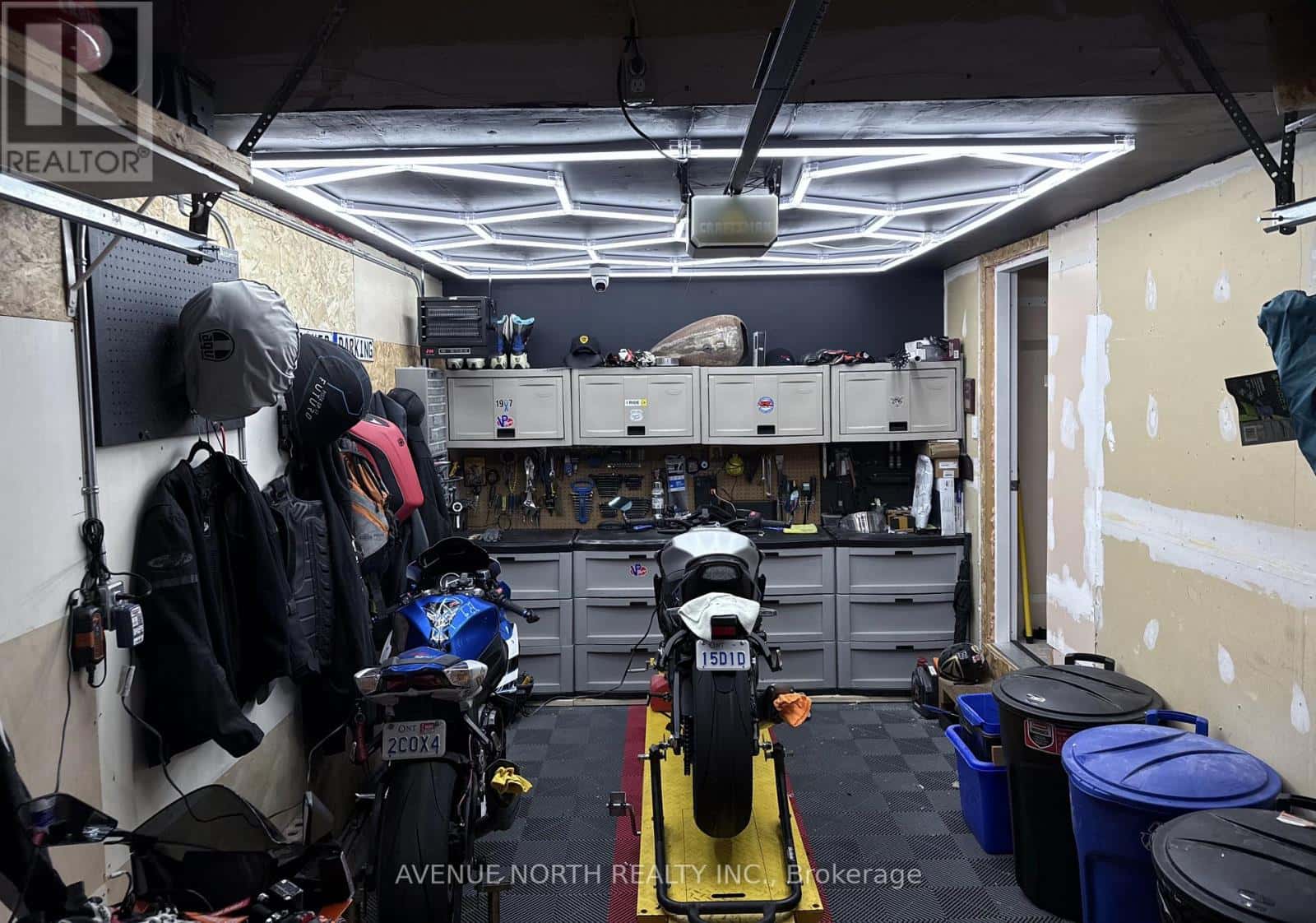 128 MIDSUMMER TERRACE — Ottawa, Ontario - Photo 5 of 45