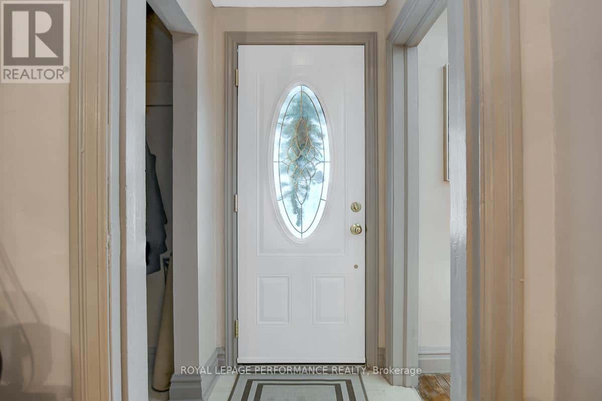 103 GLYNN AVENUE — Ottawa, Ontario - Photo 2 of 41