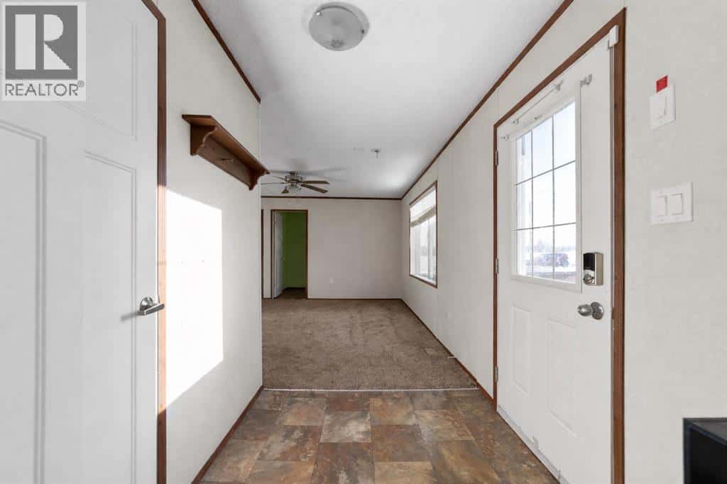 213 Percy Street — Bittern Lake, Alberta - Photo 5 of 29