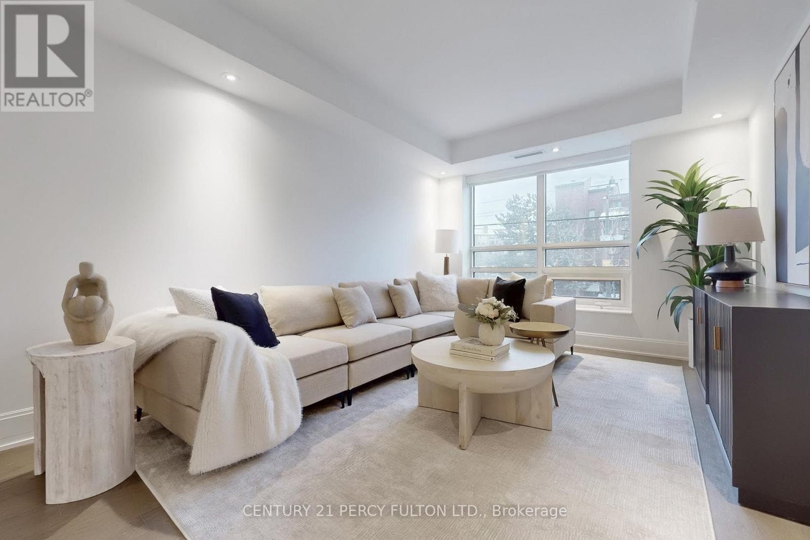 206 - 355 BEDFORD PARK AVENUE — Toronto (Bedford Park-Nortown), Ontario - Main photo