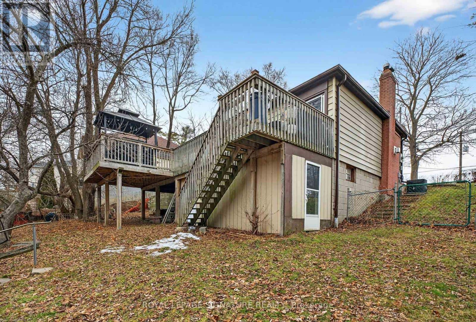 1914 LIVERPOOL ROAD — Pickering (Liverpool), Ontario - Photo 2 of 38