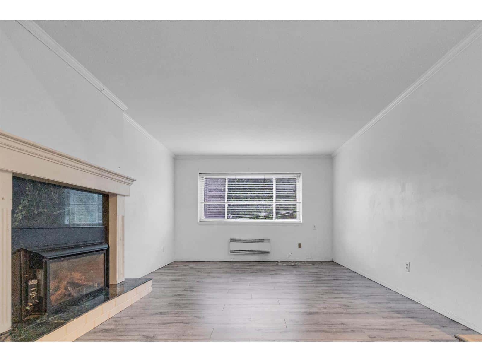 6726 133 STREET — Surrey, British Columbia - Photo 3 of 23