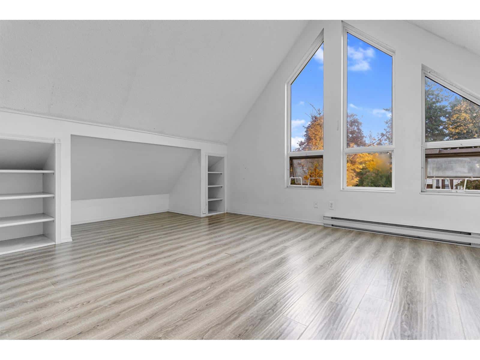 6726 133 STREET — Surrey, British Columbia - Photo 5 of 23