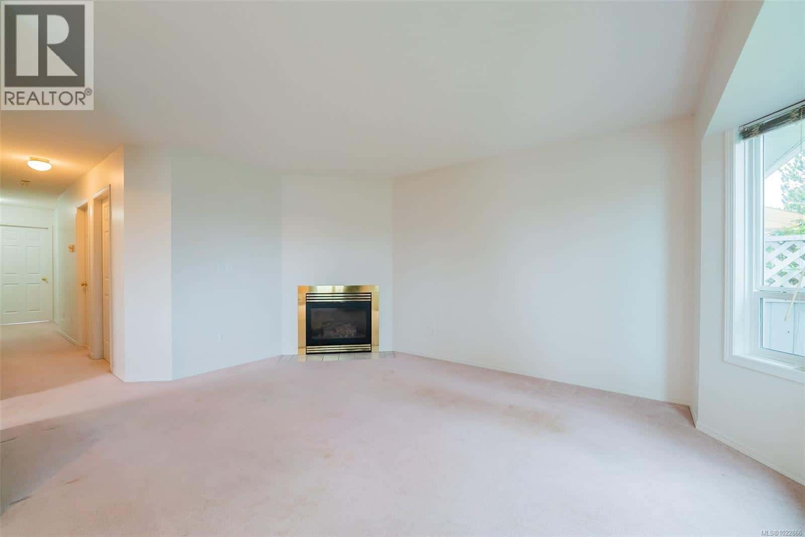 41 6245 Blueback Rd — Nanaimo, British Columbia - Photo 5 of 34