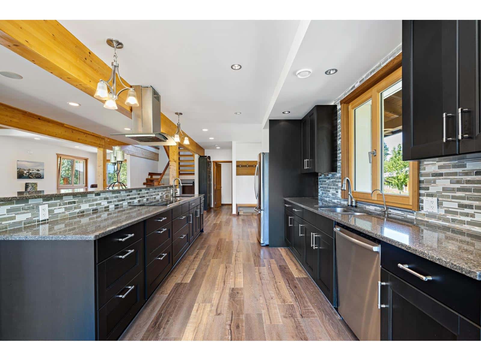 1061 216 STREET — Langley, British Columbia - Photo 5 of 40