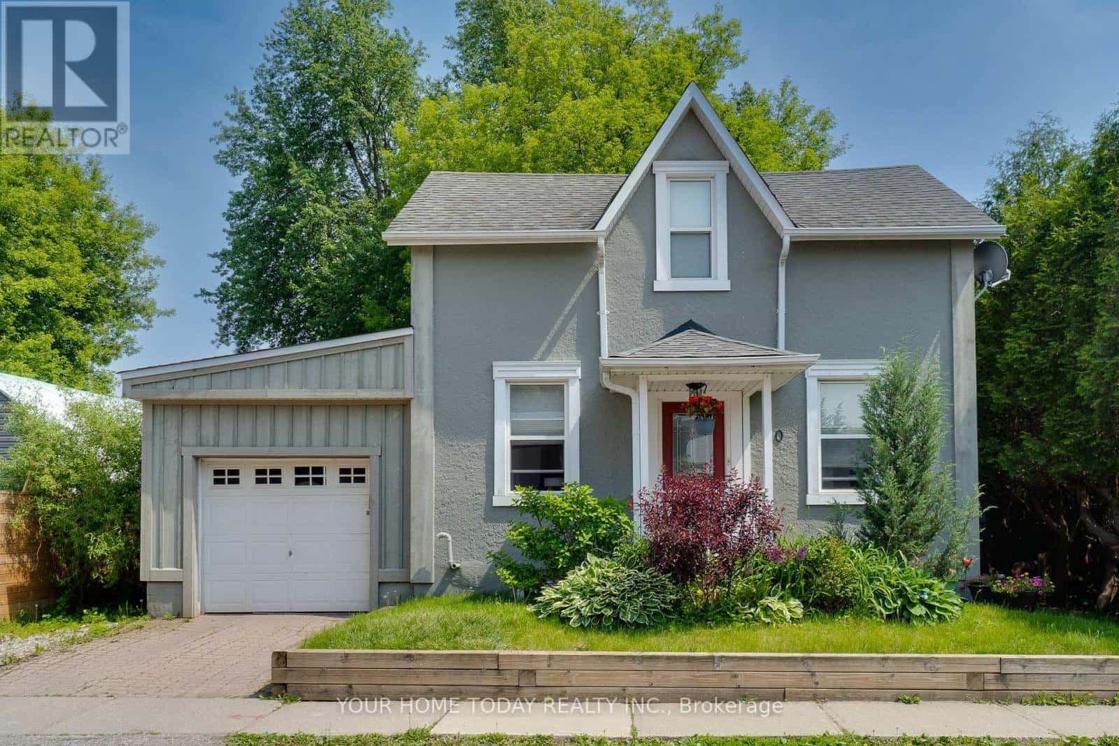 10 KNOX STREET — Halton Hills (AC Acton), Ontario - Photo 3 of 30