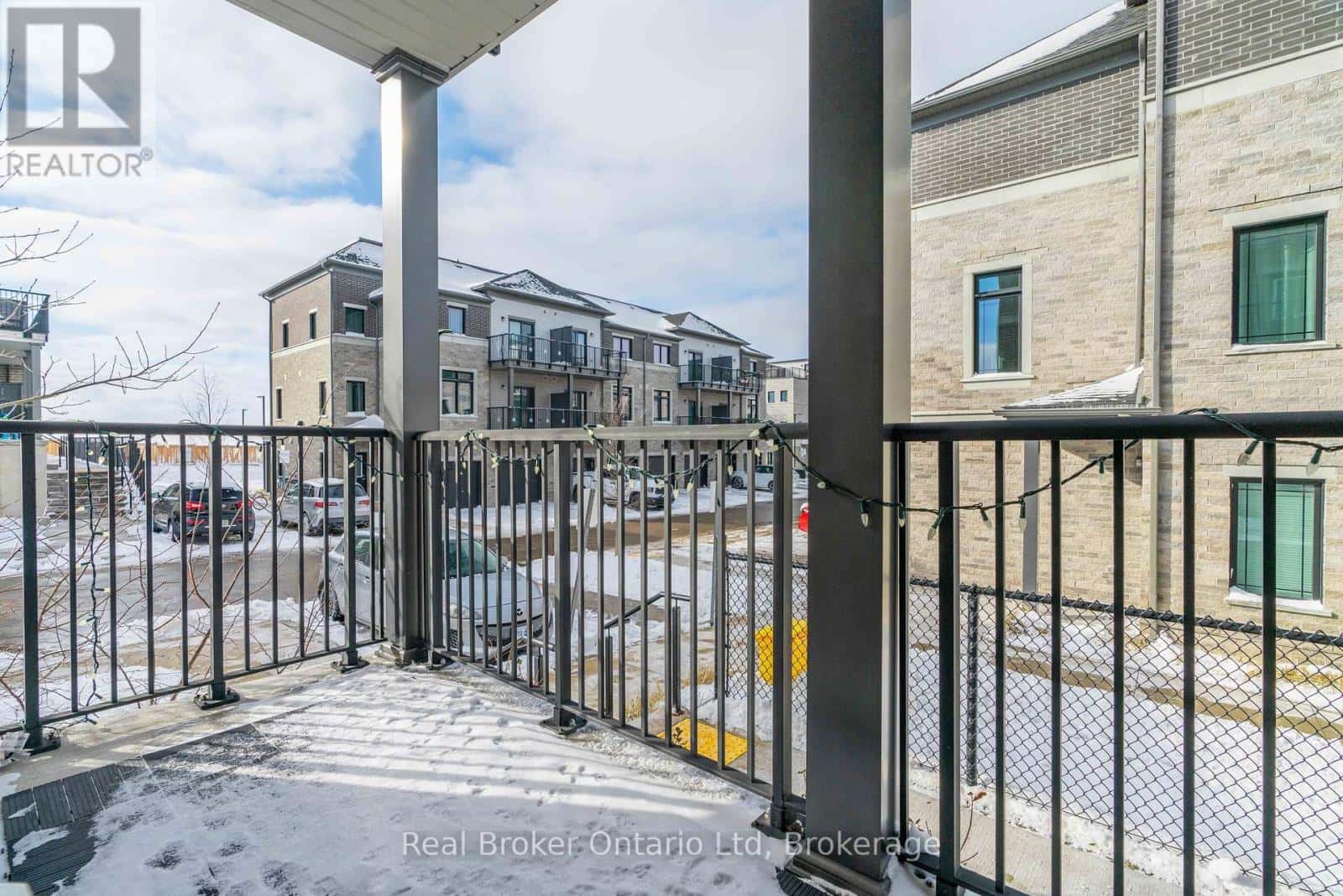 5 - 107 WESTRA DRIVE — Guelph (Willow West/Sugarbush/West Acres), Ontario - Photo 4 of 26