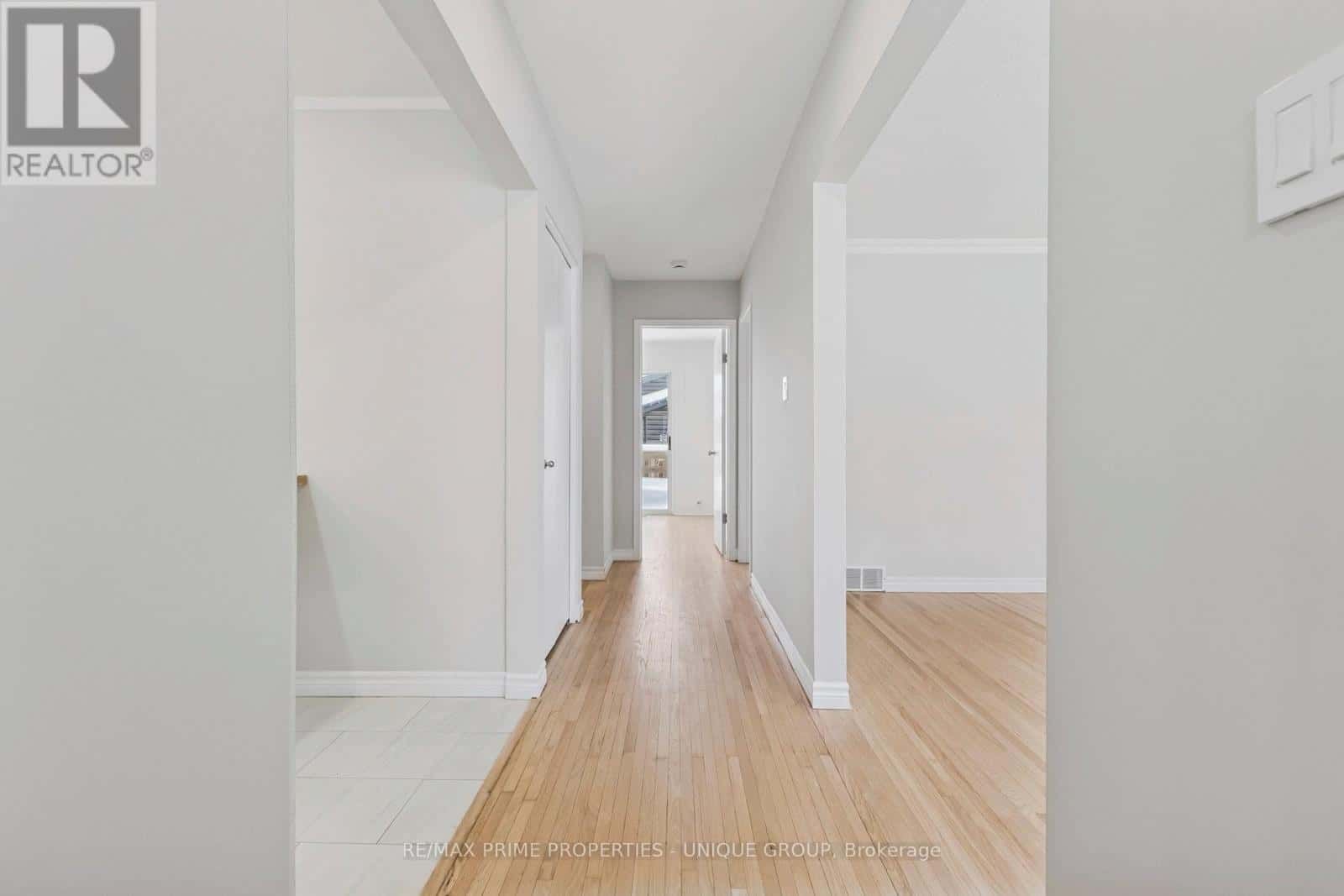 520 TEAKWOOD DRIVE — Waterloo, Ontario - Photo 4 of 50