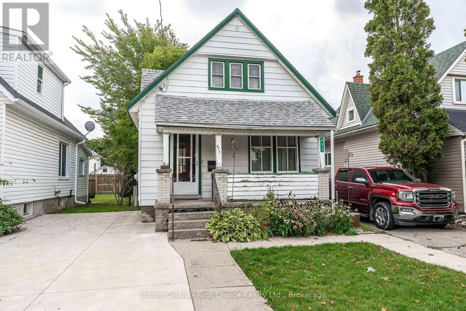 471 ALBERT STREET — Stratford, Ontario - Photo 2 of 30