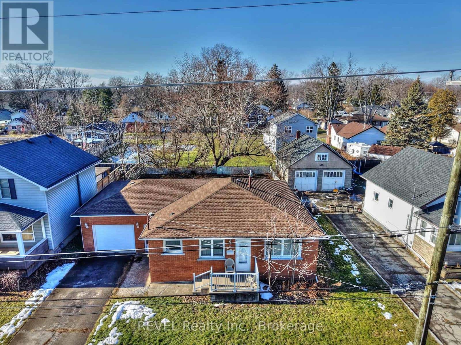 63 RIDGEWAY ROAD — Fort Erie (Crystal Beach), Ontario - Photo 4 of 9