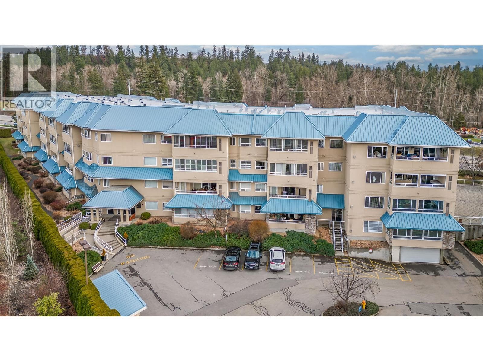 1961 Durnin Road Unit# 104 — Kelowna, British Columbia - Main photo